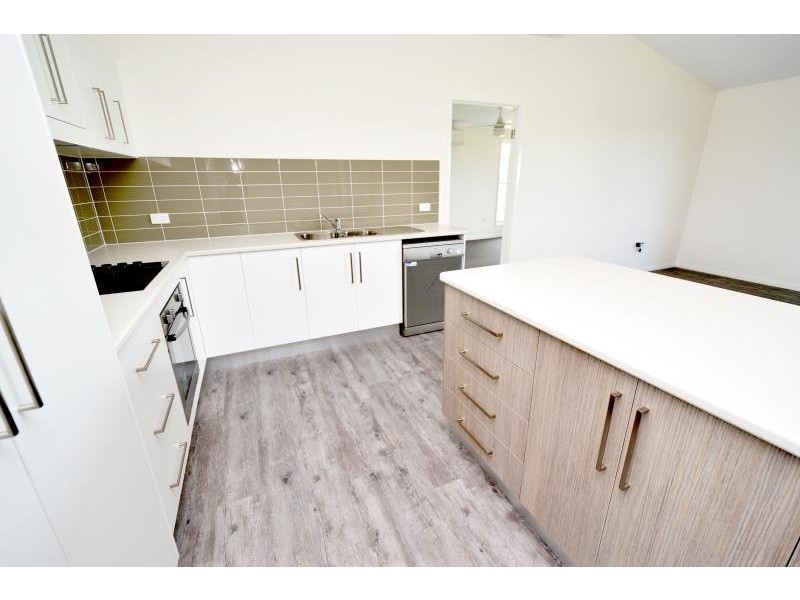 7-8 Gregory Court, Biloela QLD 4715