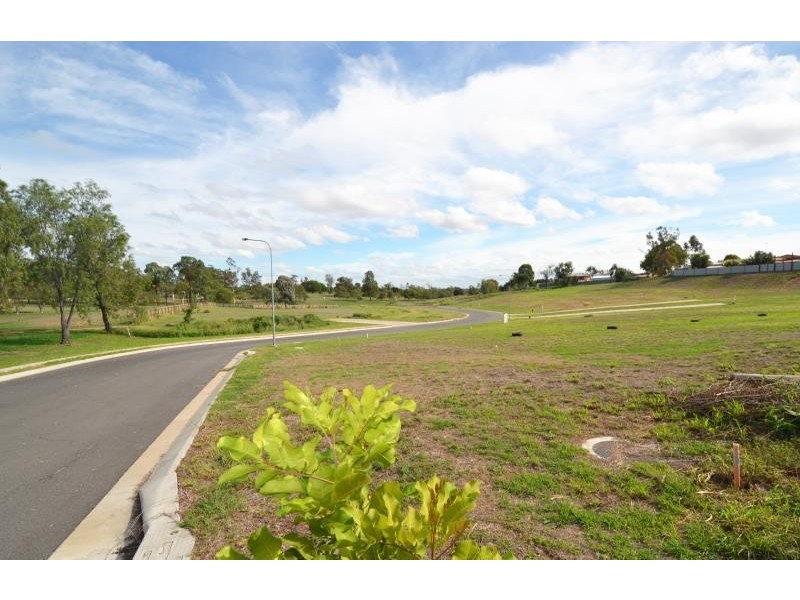 1 Thomas Close, Biloela QLD 4715