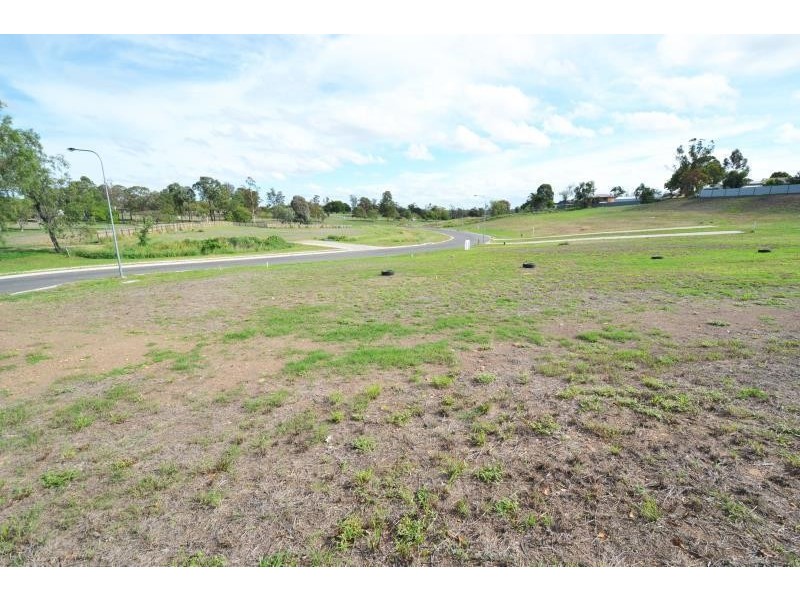 1 Thomas Close, Biloela QLD 4715