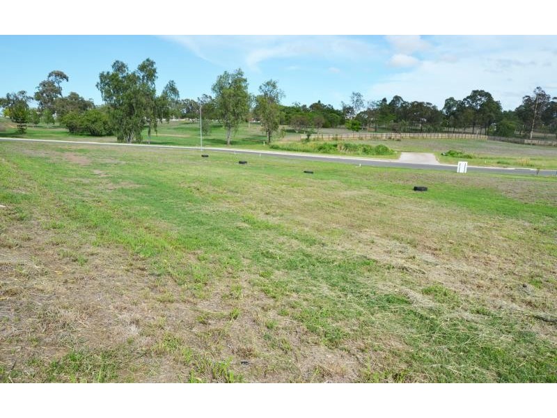 1 Thomas Close, Biloela QLD 4715