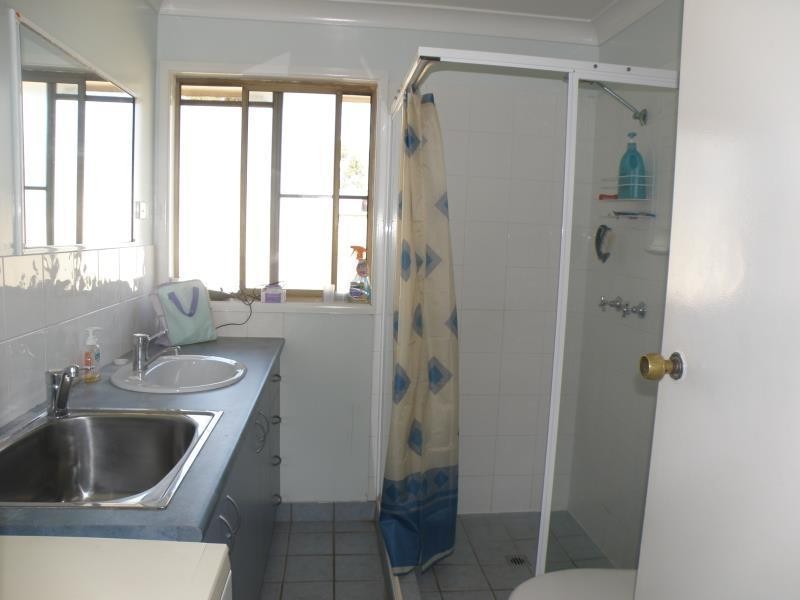 3/12 Lookerbie Street, Biloela QLD 4715