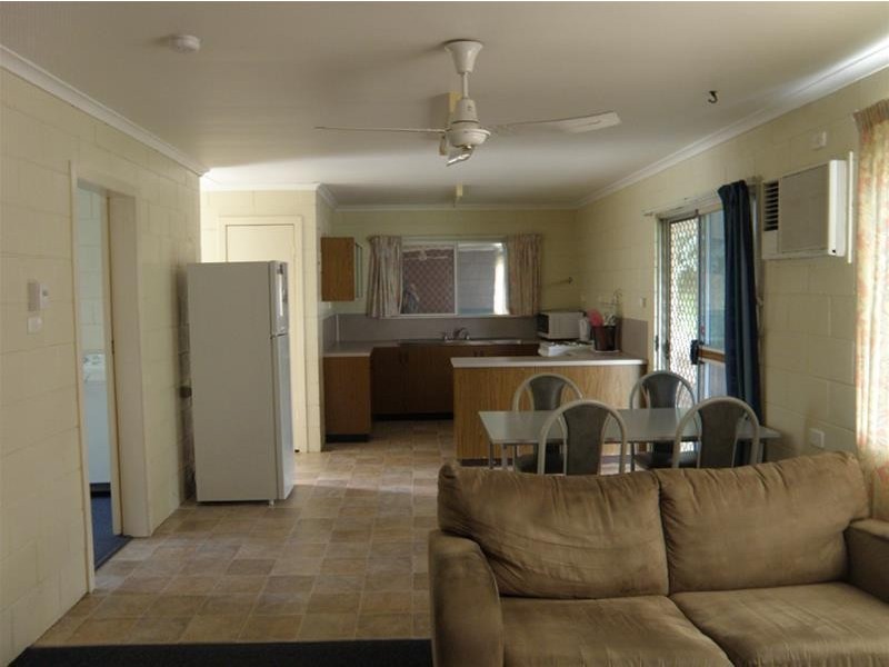 2/32 Grevillea Street, Biloela QLD 4715