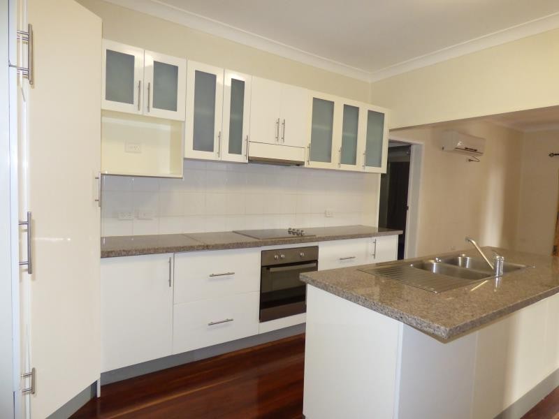 110 Kroombit Street, Biloela QLD 4715