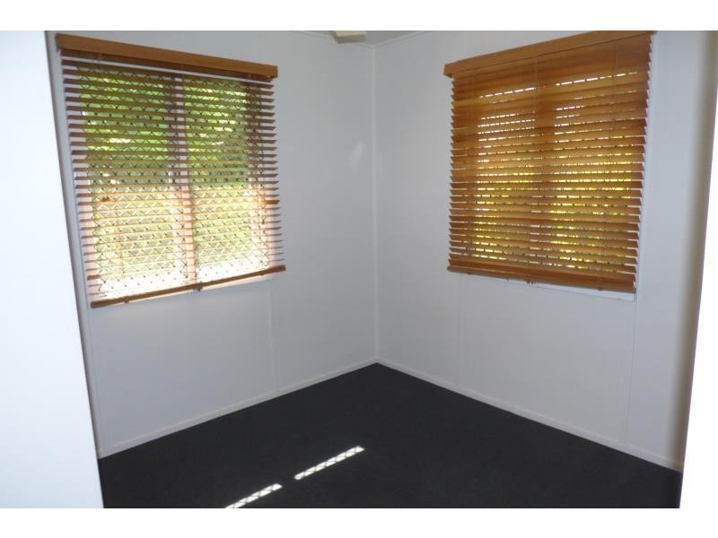 31 Collins Street, Biloela QLD 4715