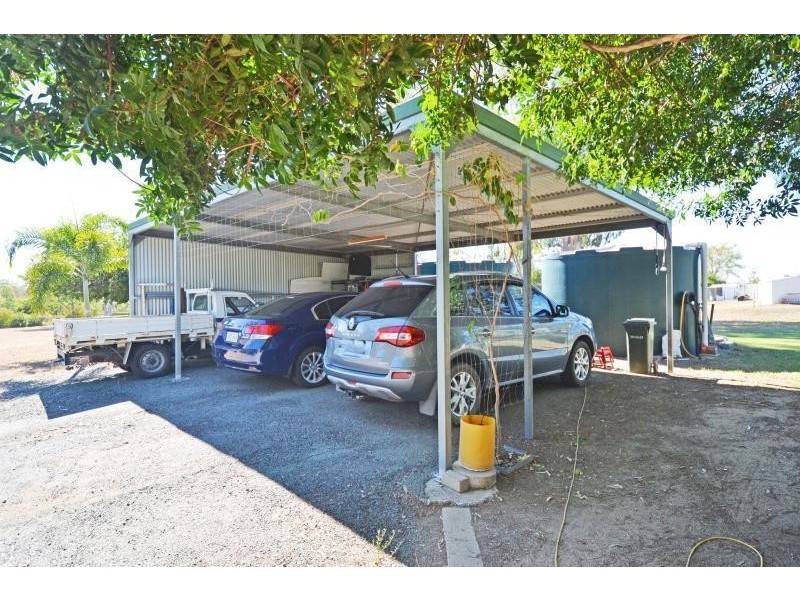 2 Diane Court, Biloela QLD 4715