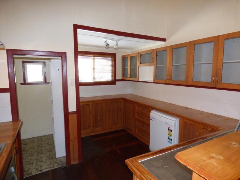 70 Kroombit Street, Biloela QLD 4715