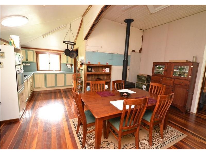 801 Valentine Plains Road, Biloela QLD 4715