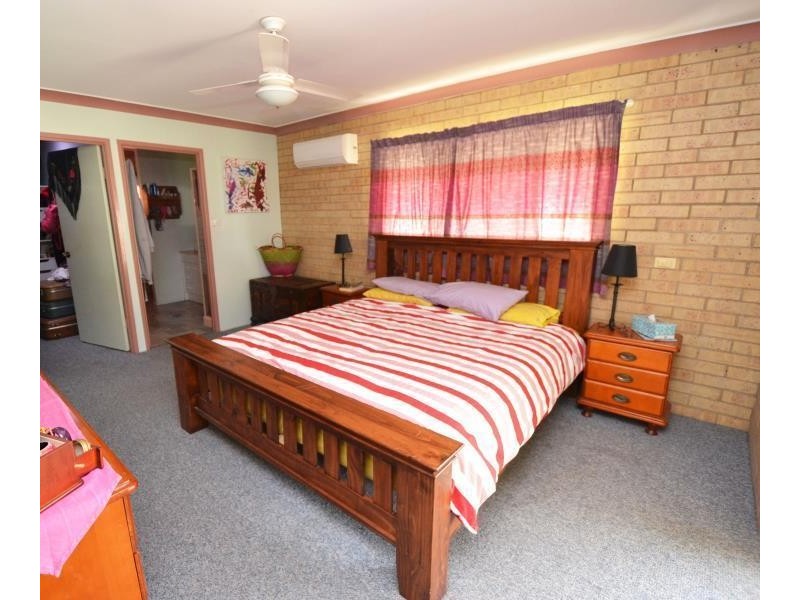 8 Blanchs Road, Thangool QLD 4716