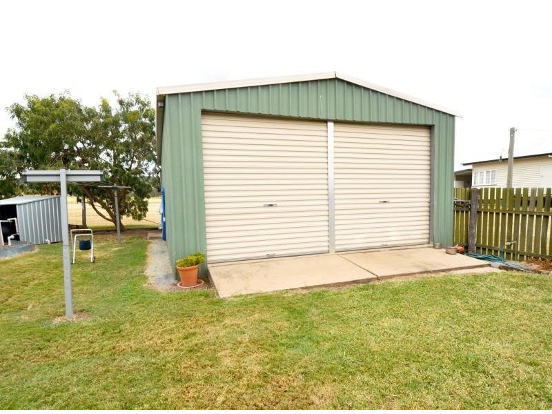 8 Blanchs Road, Thangool QLD 4716