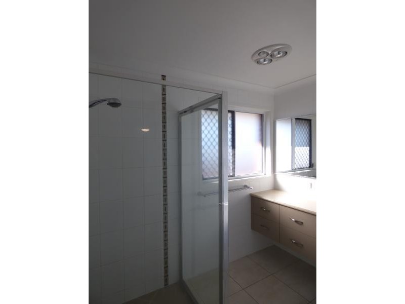 1/5 Halberstater Close, Biloela QLD 4715