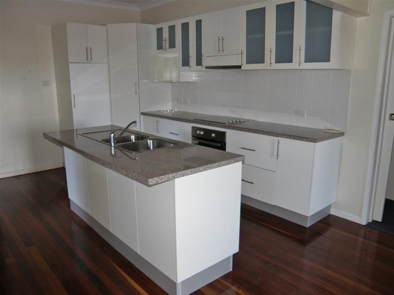 110 Kroombit Street, Biloela QLD 4715