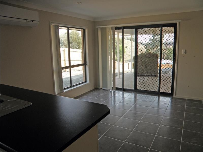 25 Valley View Drive, Biloela QLD 4715