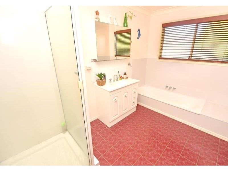 6 Clarke Drive, Biloela QLD 4715