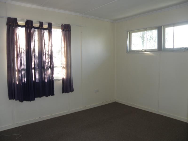 33 Collins Street, Biloela QLD 4715