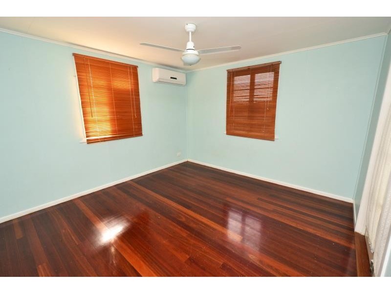 4 Kroombit Street, Biloela QLD 4715