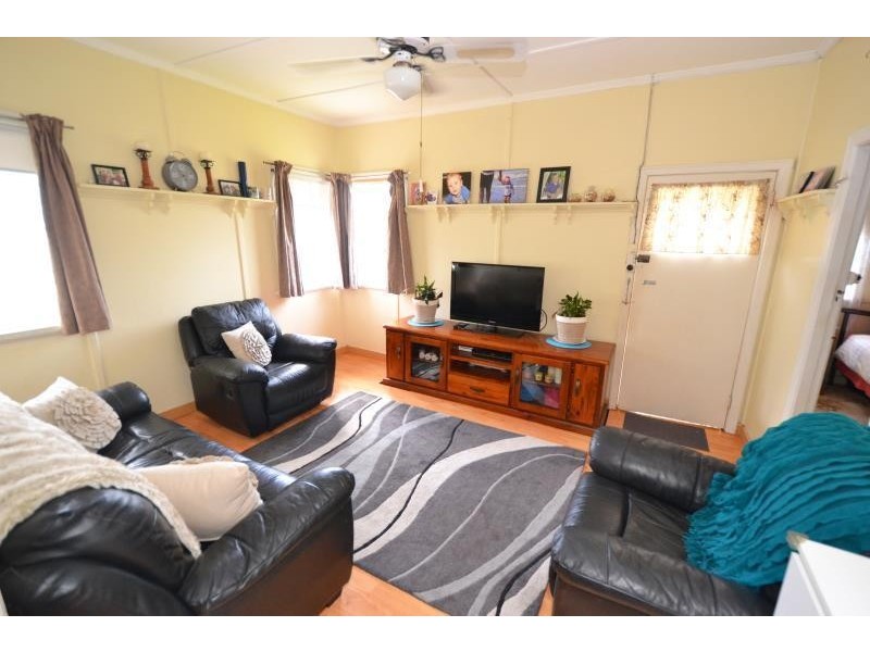 83 Kroombit Street, Biloela QLD 4715