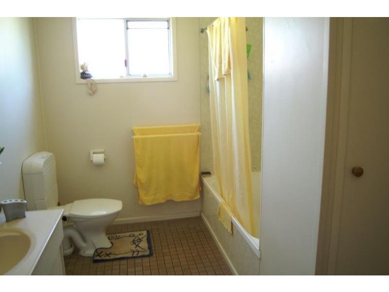 38 Kroombit Street, Biloela QLD 4715