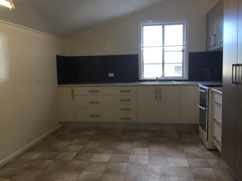 38 Kroombit Street, Biloela QLD 4715