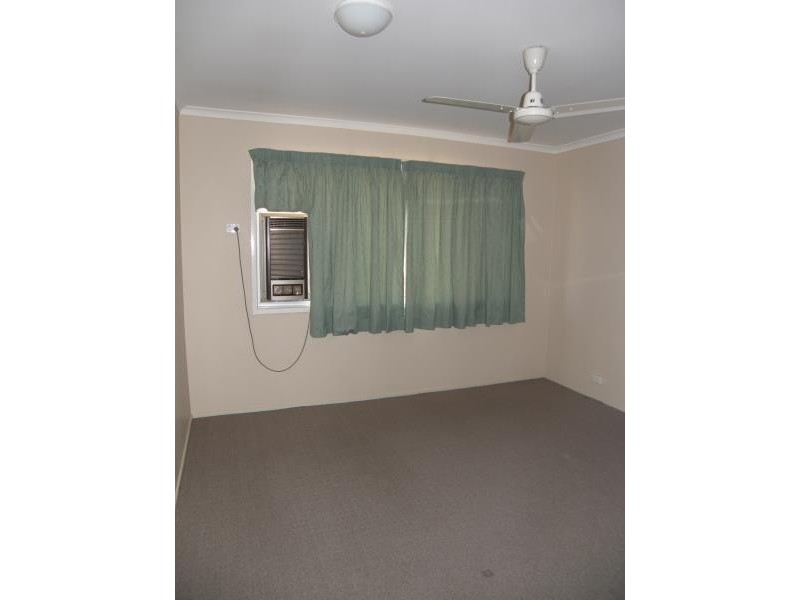 2/171 Kariboe Street, Biloela QLD 4715