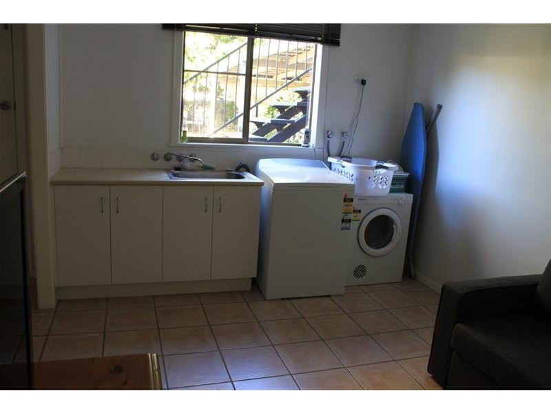 11 Cooper Street, Biloela QLD 4715