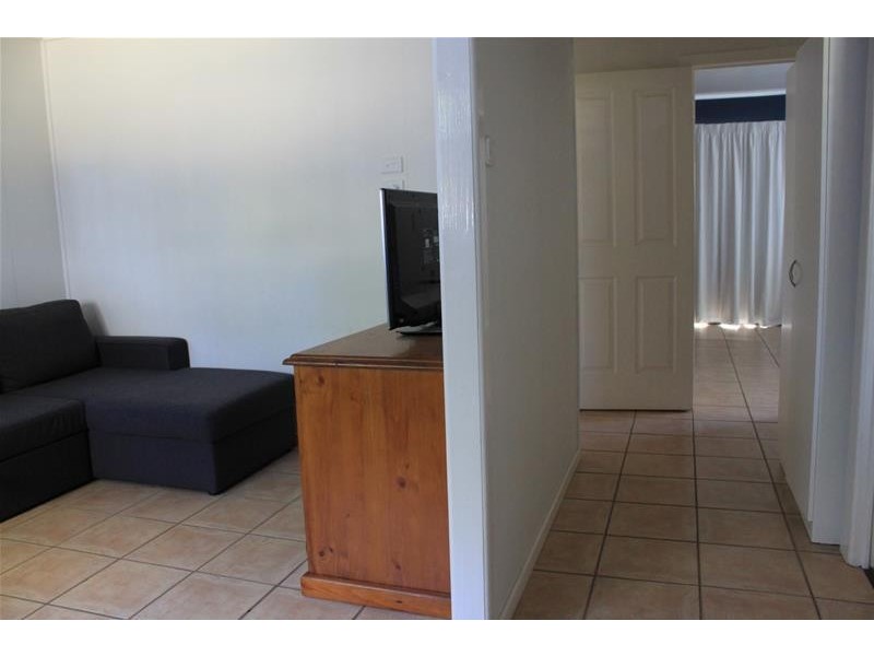 11 Cooper Street, Biloela QLD 4715