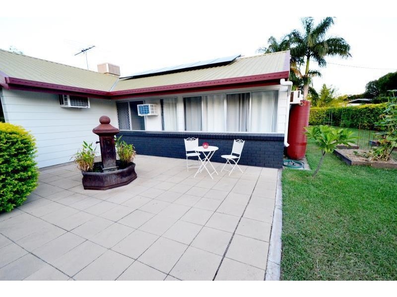 2 Lawrence Street, Biloela QLD 4715