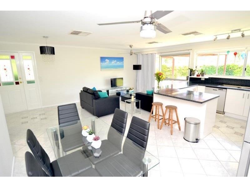 2 Lawrence Street, Biloela QLD 4715