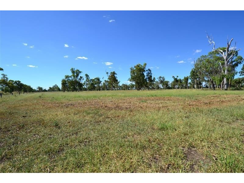 101 Semples Road, Biloela QLD 4715