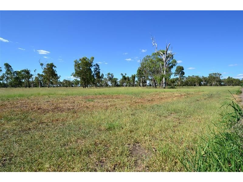 101 Semples Road, Biloela QLD 4715