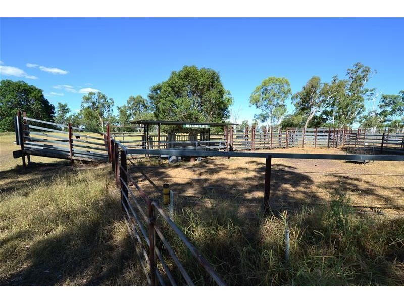 101 Semples Road, Biloela QLD 4715