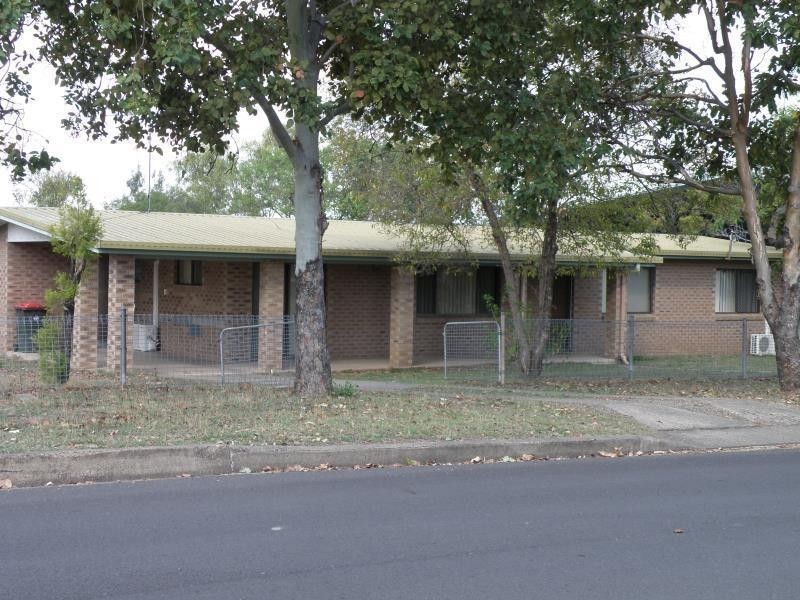 8 Bell Street, Biloela QLD 4715