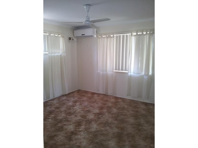 8 Bell Street, Biloela QLD 4715