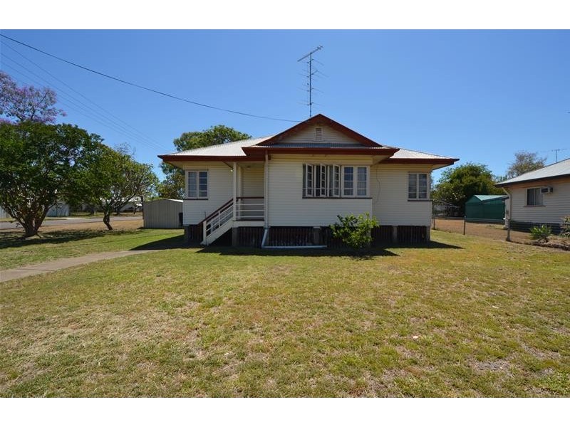 112 Grevillea Street, Biloela QLD 4715