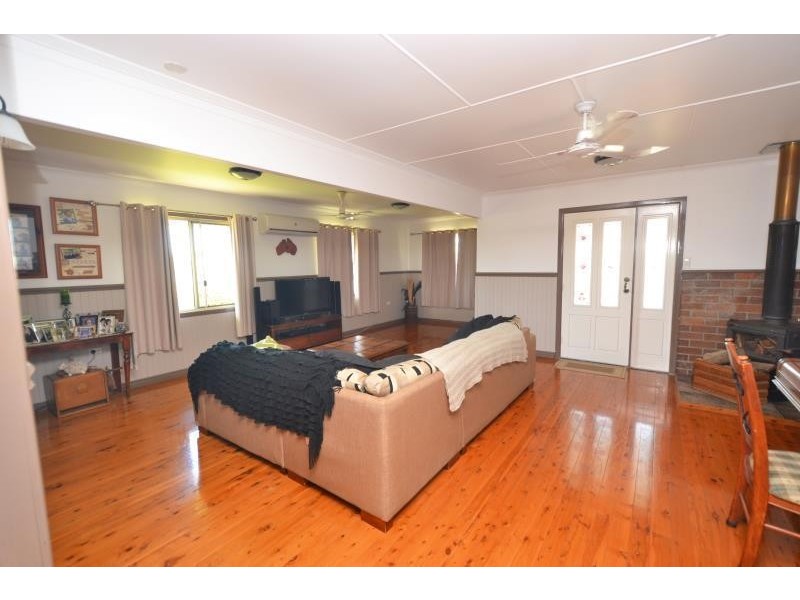 114 Kariboe Street, Biloela QLD 4715