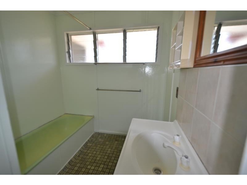 158 Bell, Biloela QLD 4715