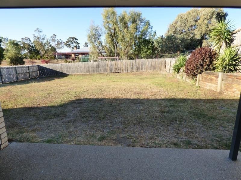 33 Panorama Drive, Biloela QLD 4715