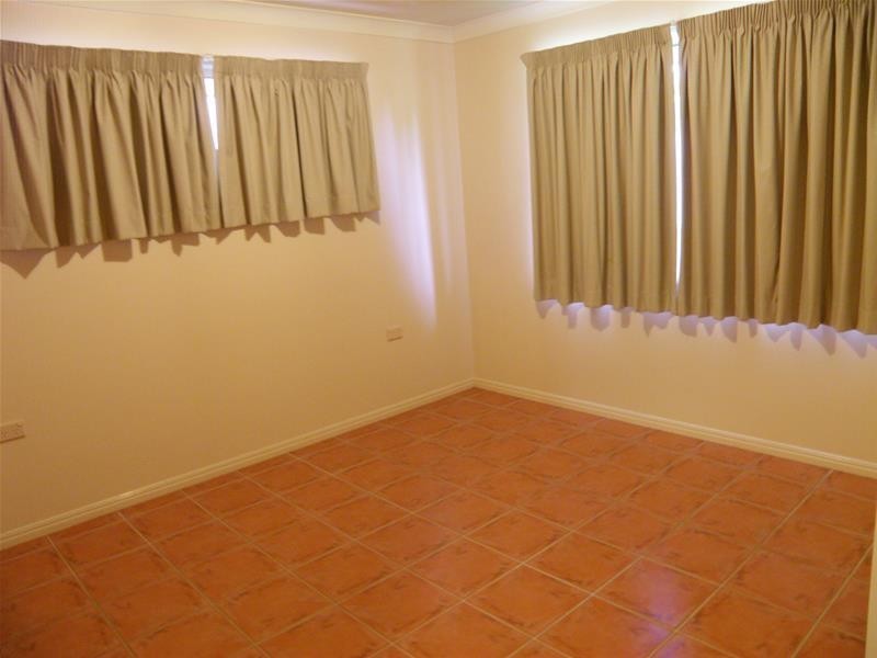 15 Paroz Crescent, Biloela QLD 4715