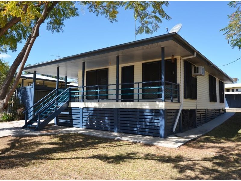 20 Dee Street, Biloela QLD 4715