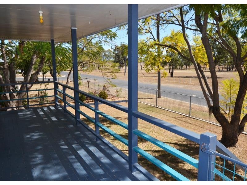 20 Dee Street, Biloela QLD 4715