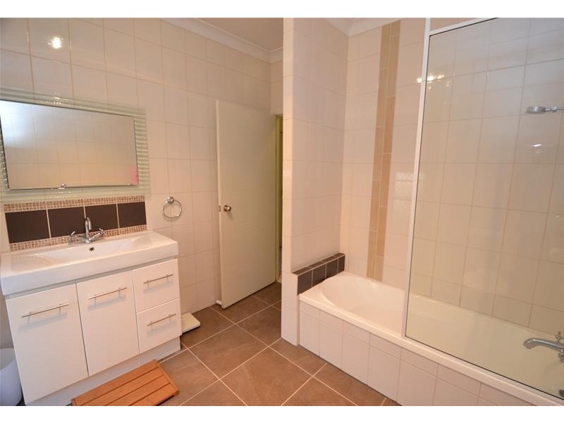 18 Michael Drive, Biloela QLD 4715