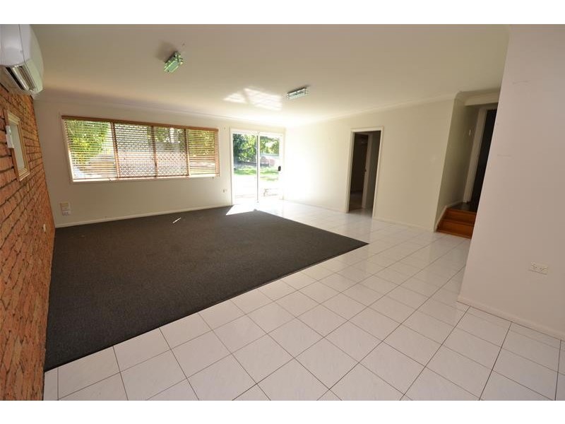 102 Bell Street, Biloela QLD 4715