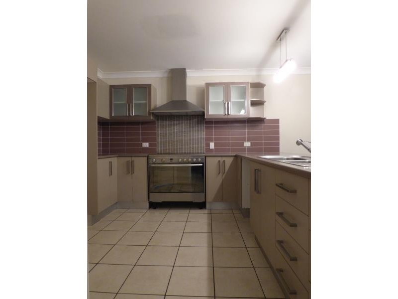 33 Auburn Street, Biloela QLD 4715