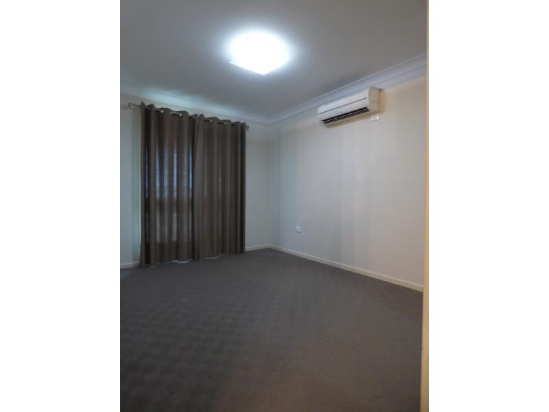 33 Auburn Street, Biloela QLD 4715