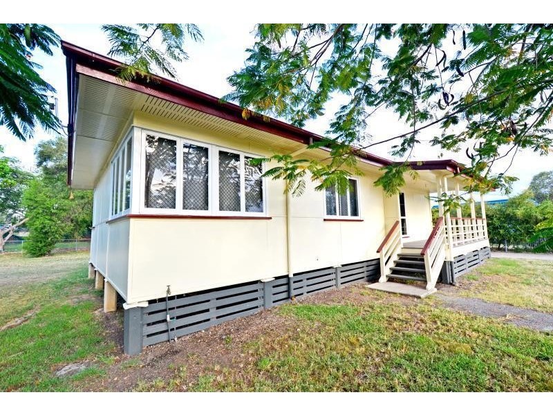 194 Callide Street, Biloela QLD 4715