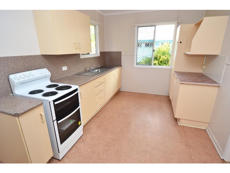 194 Callide Street, Biloela QLD 4715