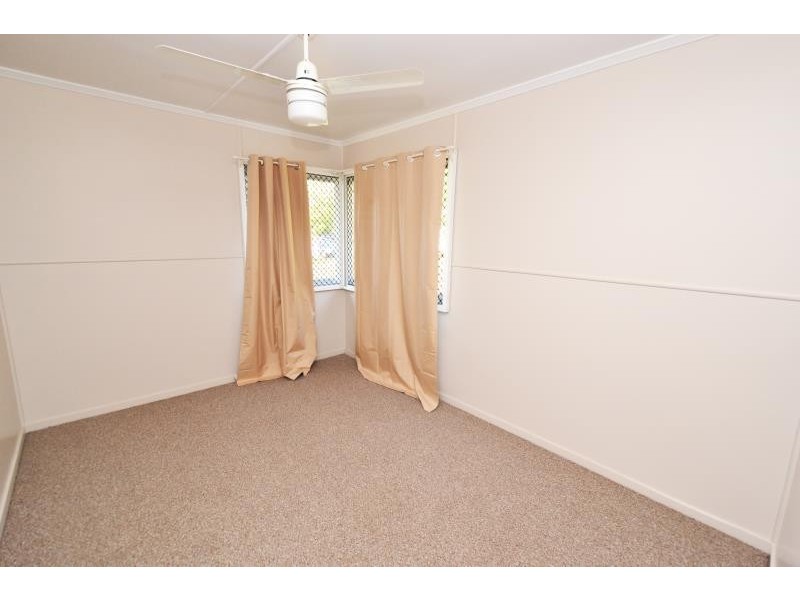 194 Callide Street, Biloela QLD 4715