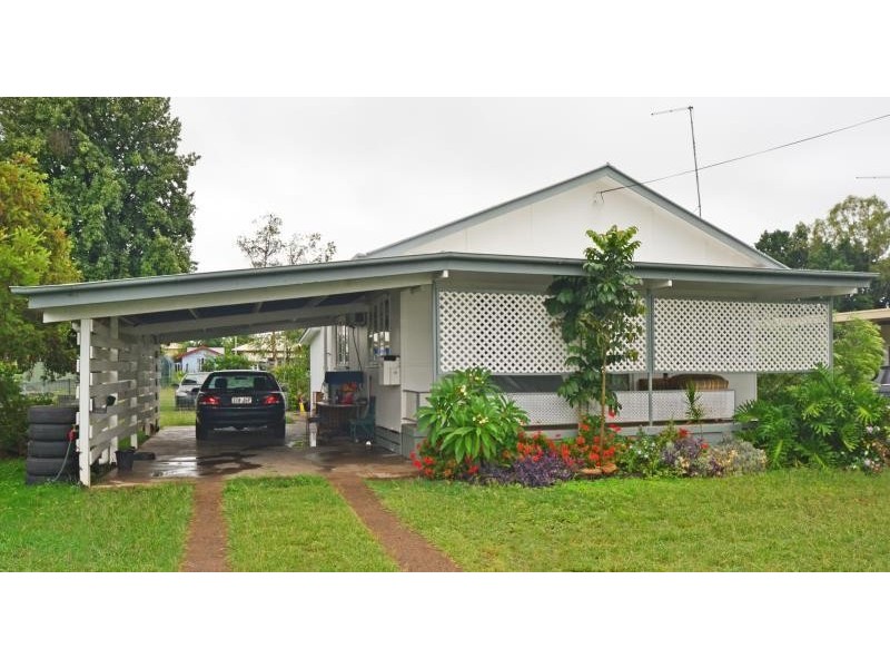 18 Kroombit Street, Biloela QLD 4715