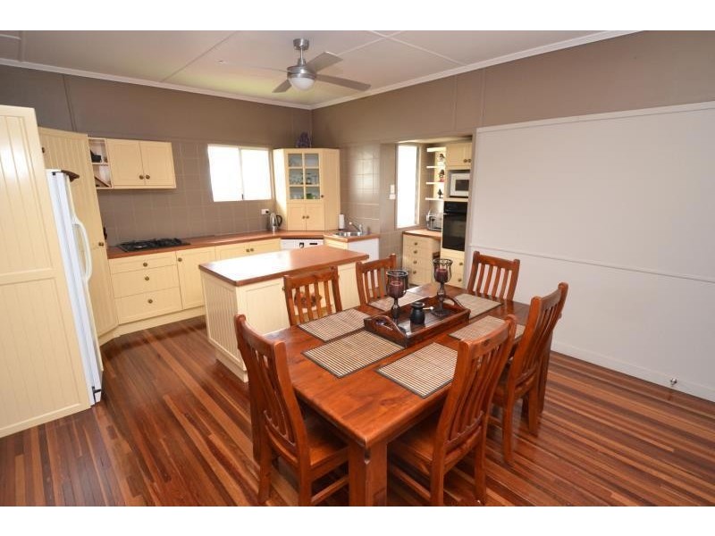 81 Kroombit Street, Biloela QLD 4715