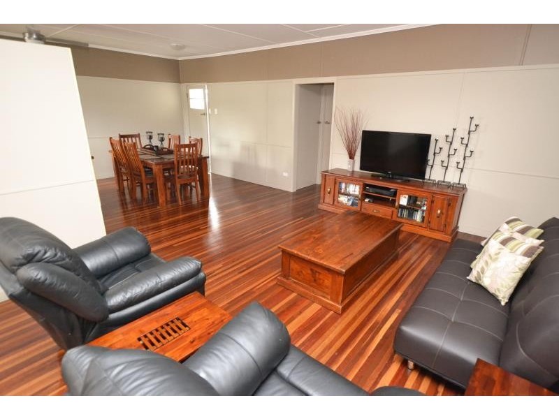 81 Kroombit Street, Biloela QLD 4715