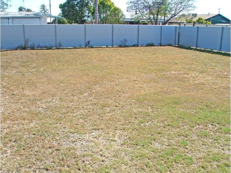 107 Grevillea Street, Biloela QLD 4715